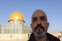 Reverend Steve Jones at the Dome of the Rock, Jerusalem, during a pilgrimage i 2019