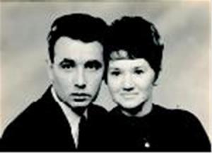 Christine and Ernie HOARE