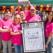 Steve Gazzard and his team with one of the raffle prizes at his Transplant awareness event in 2018. Ref exe 30 18TI 8284. Picture: Terry Ife