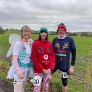 Dawn with former Harriers Lorraine & Terry before the race