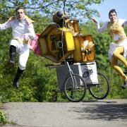 The Bee Cart by Pif Paf Theatre